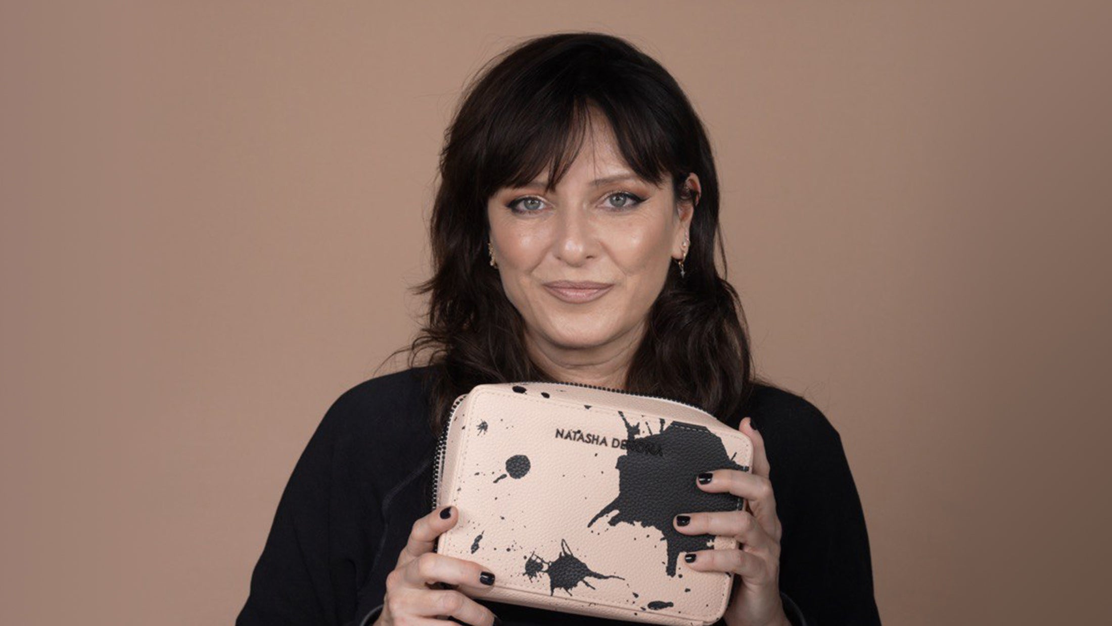 HOW-TO-USE-ND-TRAVEL-BRUSH-SET-MAKEUP-POUCH Natasha Denona