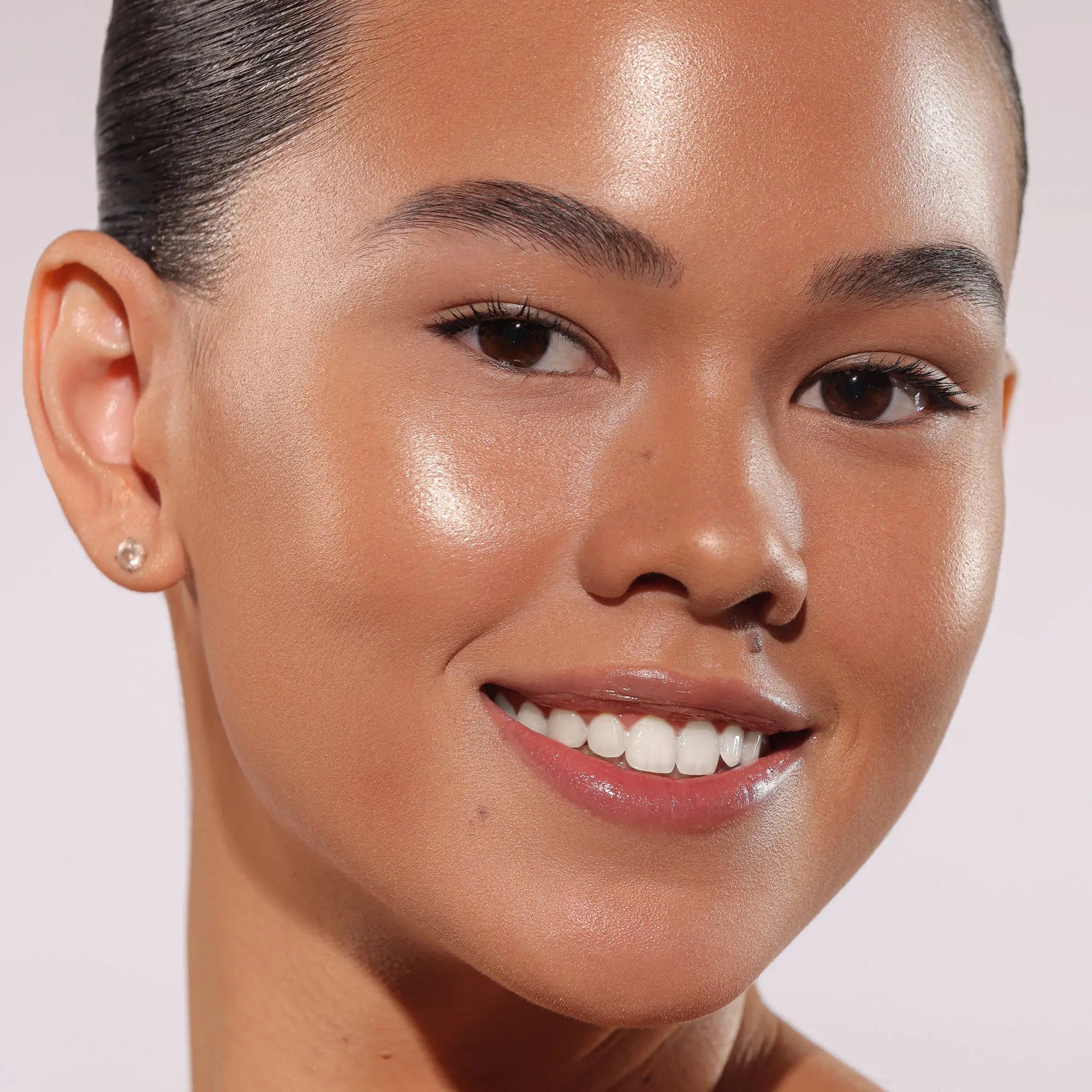 HY - GEN SKINCARE INFUSED GLOW BEAUTIFIER - Natasha Denona