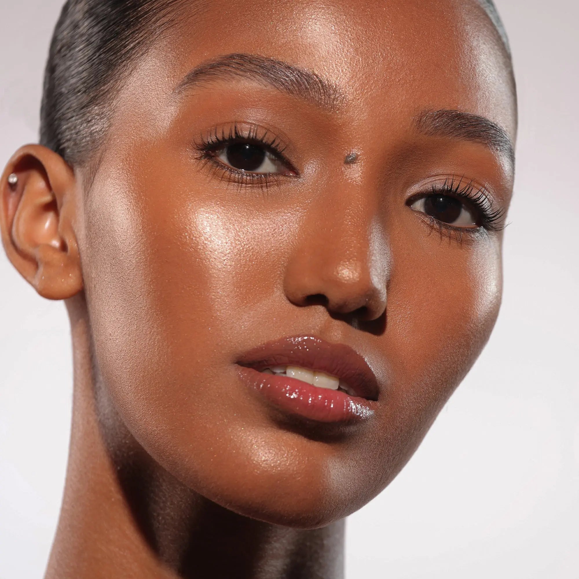 HY - GEN SKINCARE INFUSED GLOW BEAUTIFIER - Natasha Denona