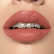 I NEED A NUDE LIPSTICK - Natasha Denona