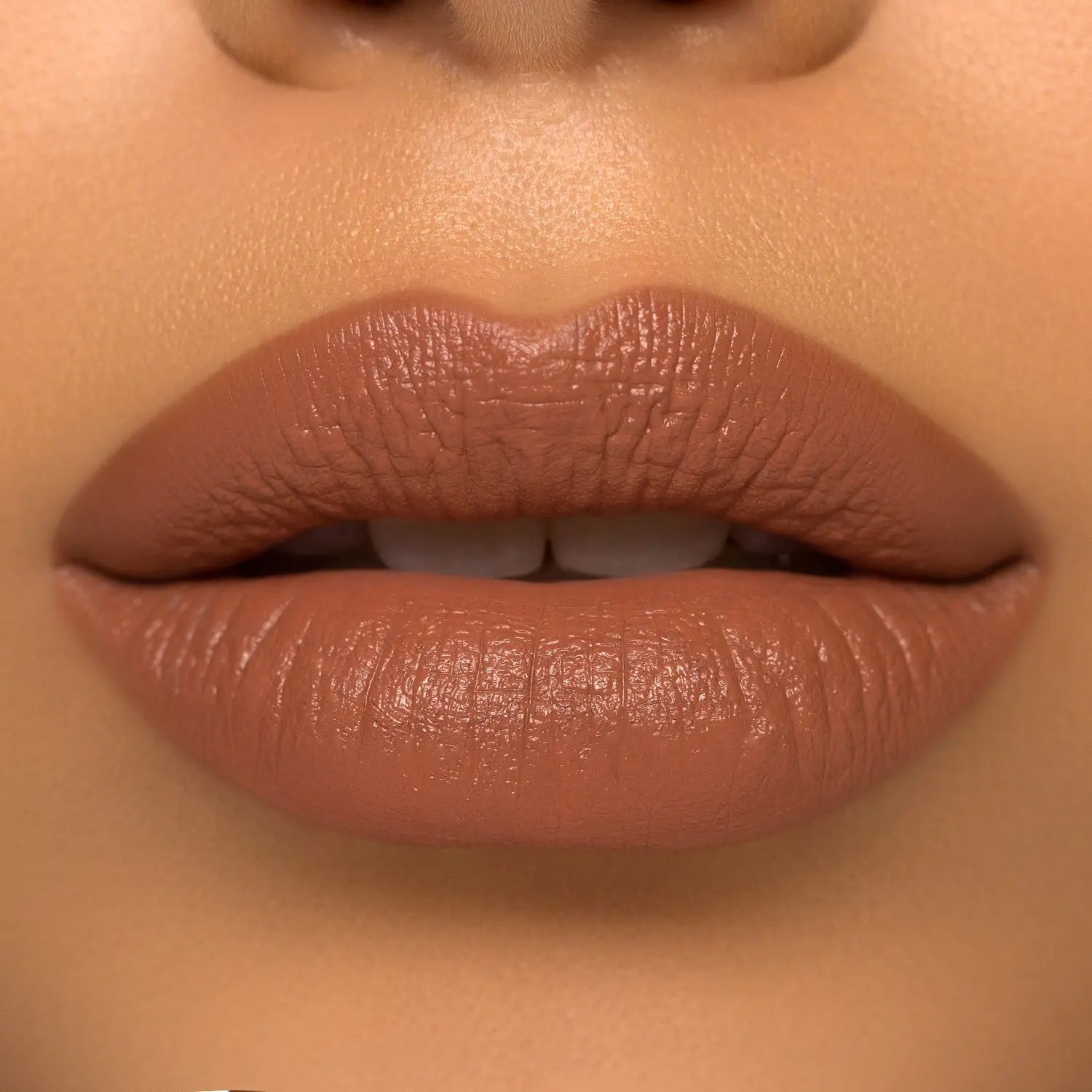 I NEED A NUDE LIPSTICK - Natasha Denona