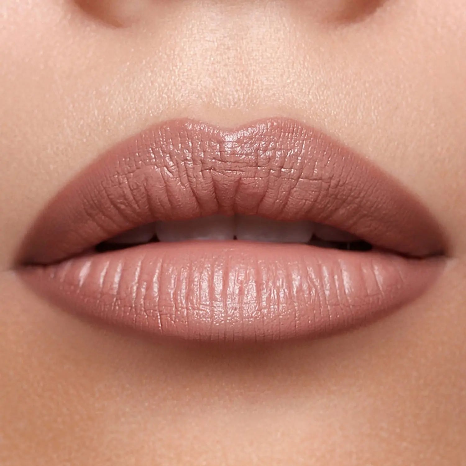 I NEED A NUDE LIPSTICK - Natasha Denona