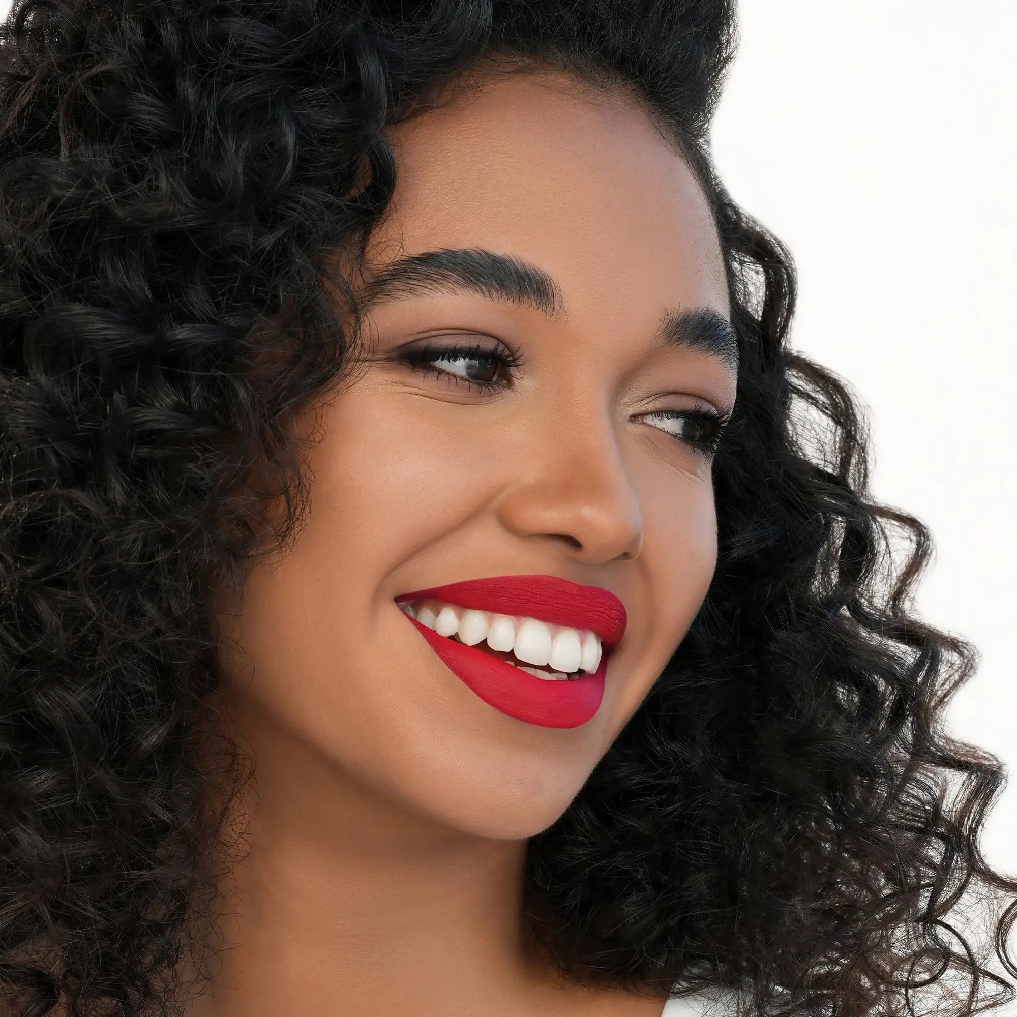 I NEED A ROUGE MATTE LIQUID LIPSTICK - Natasha Denona