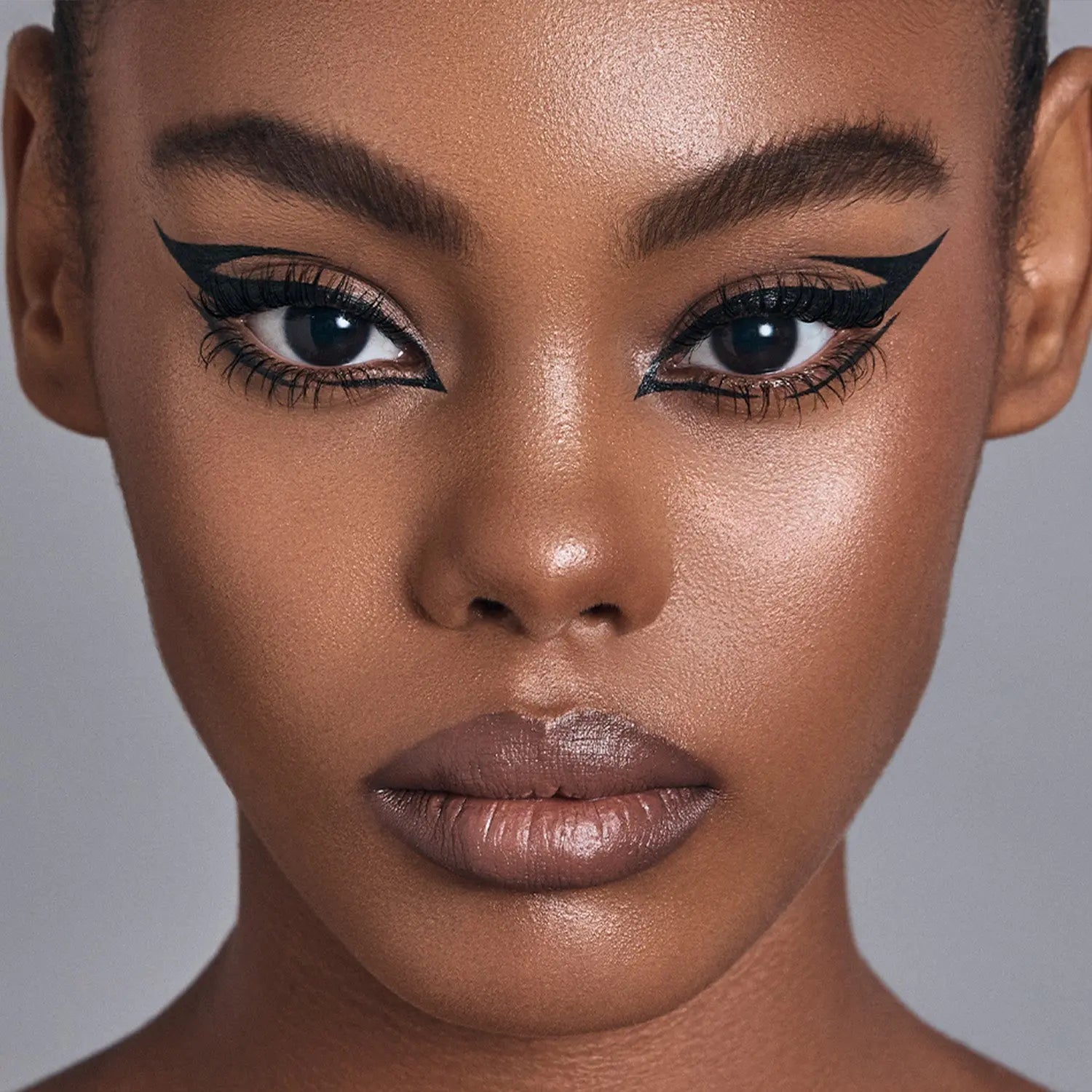 MACRO BLADE LIQUID LINER - Natasha Denona