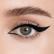 MACRO BLADE LIQUID LINER - Natasha Denona