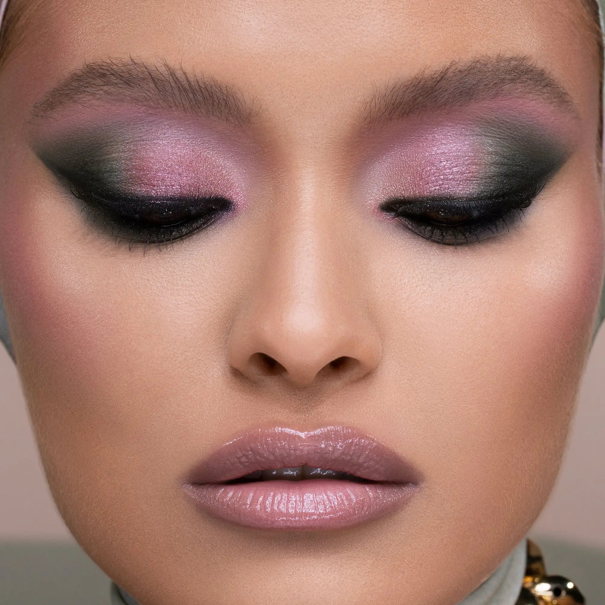 RETRO GLAM EYESHADOW PALETTE - Natasha Denona
